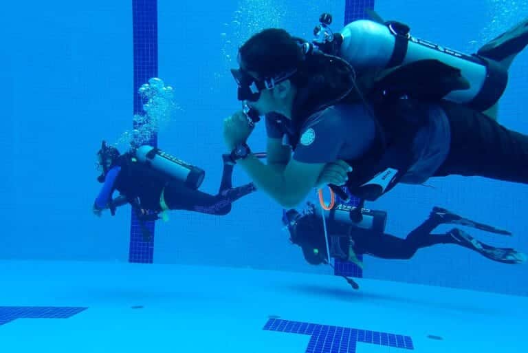 scuba diving in kuala lumpur divergen