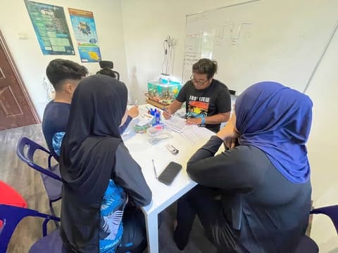 Classroom theory session