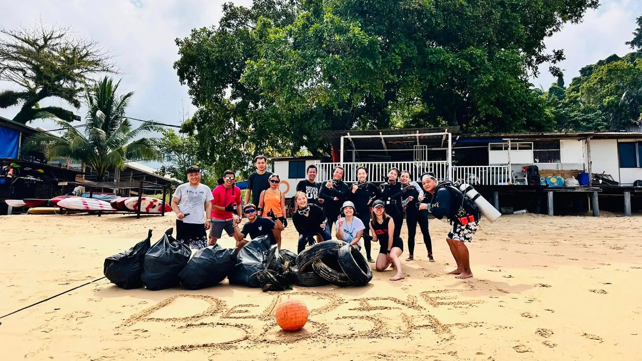 De Dive Centre Awareness